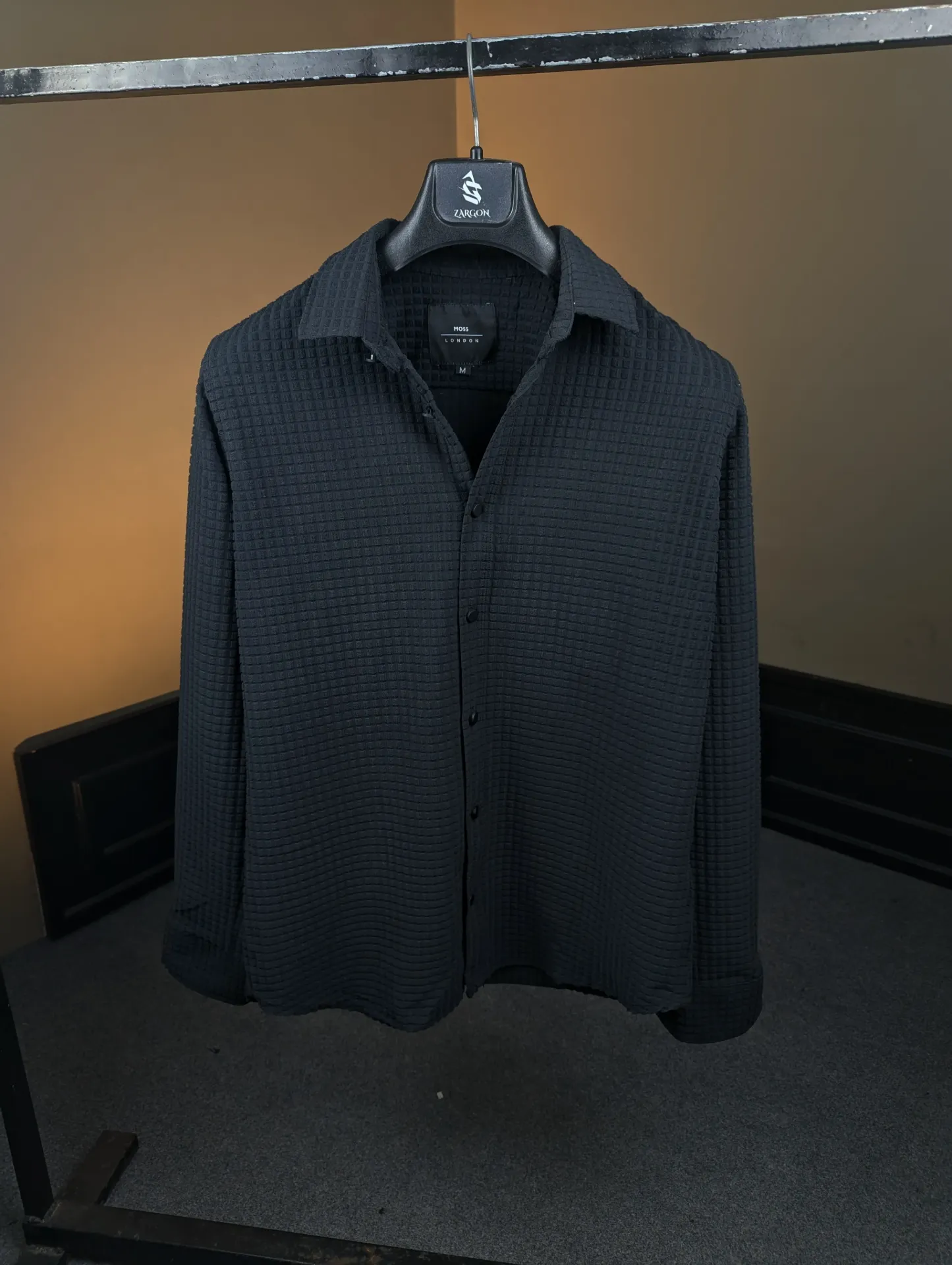 Textured Mat Black (L)